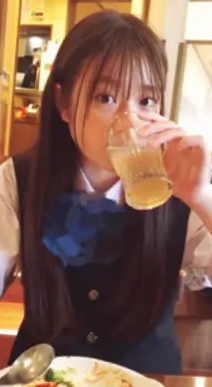 葛西杏也菜　高校　制服