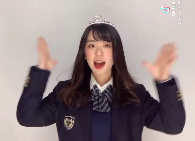 隣の恋は青く見える5　アイラ　高校